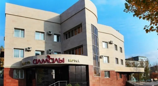 Almaly Hotel, Rezerwuj Hotel Astana Kazachstan