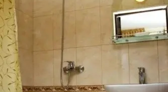Rajskij Dvorik Guest House, Забронировать Гостевой дом Отели Побережья Анапы с парковкой, Парковка