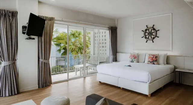 Двухместный полулюкс Combo Beach Hotel Samui