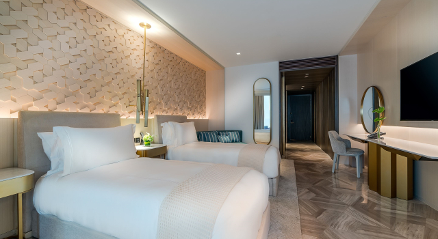 Четырёхместный номер Superior FIVE Palm Jumeirah Dubai