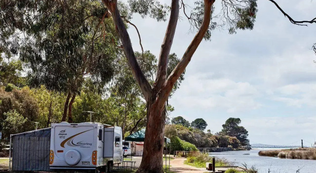 Site Powered Erskine Lorne Foreshore Caravan Park