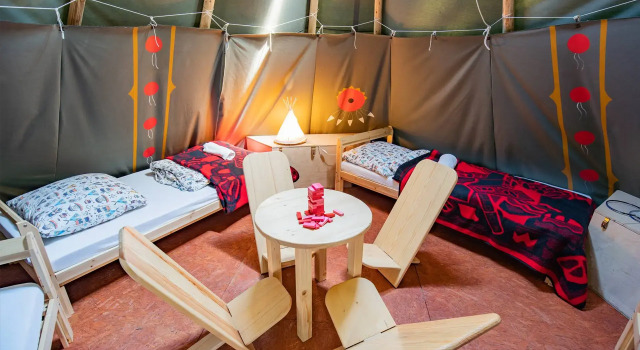 Teepee Indian Village Wioska Indiańska River Park