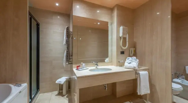 Люкс Romantic Grand Hotel Duca DEste