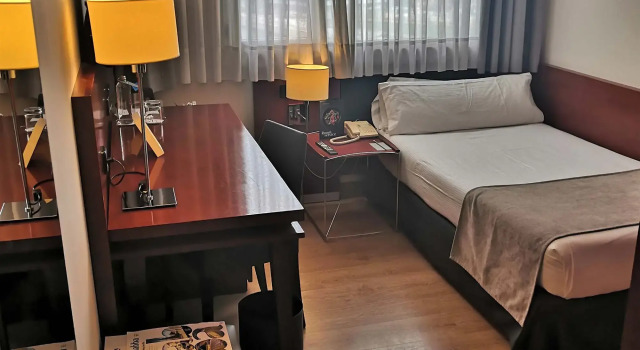 Одноместный номер Basic Tiny Abba Euskalduna Hotel