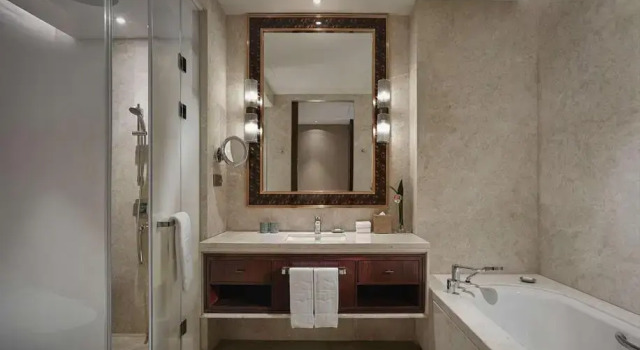 Двухместный номер Horizon Club Executive Shangri-La Yiwu