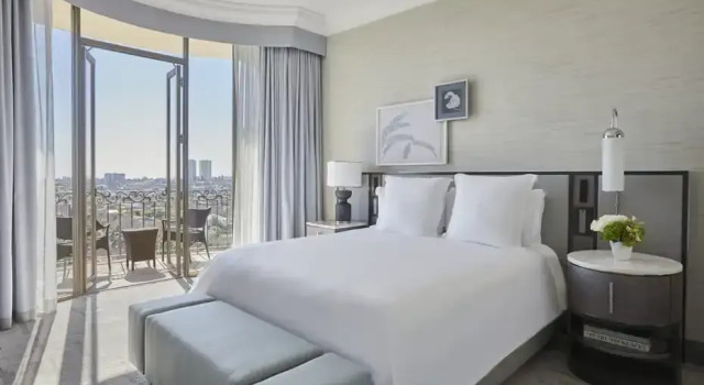 Двухместный люкс Beverly c 1 комнатой с балконом и с красивым видом из окна Beverly Wilshire, Beverly Hills, A Four Seasons Hotel