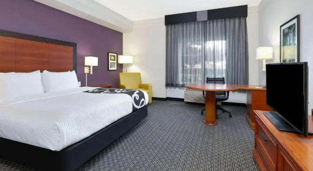 Номер Deluxe La Quinta by Wyndham Dallas North Central