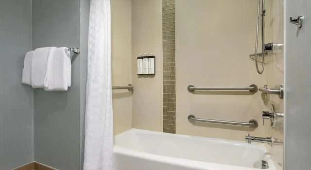 Номер Accessible Hyatt Place Austin Airport
