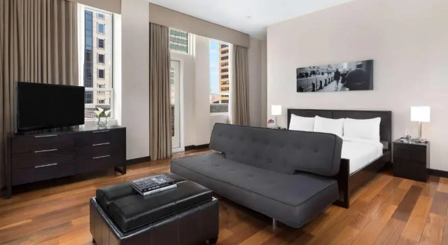 Двухместный люкс Signature Skyloft Hotel 57