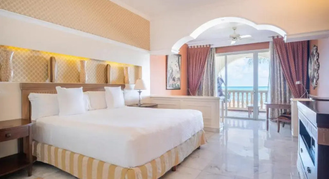 Двухместный люкс Butler oceanfront Iberostar Waves Paraíso Beach - All Inclusive