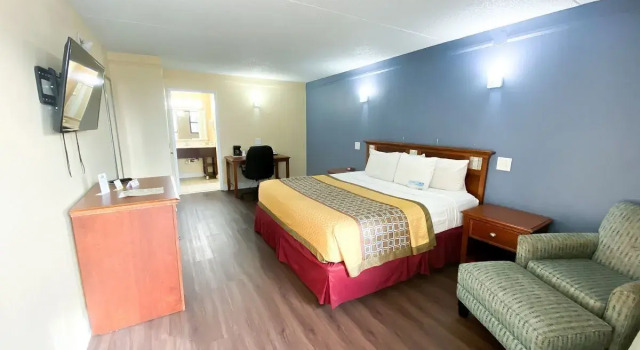 Двухместный номер Smoking Mobility Accessible Econo Lodge Richmond-North Chesterfield