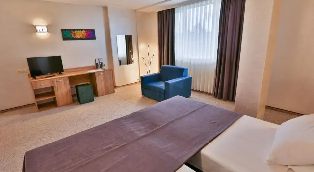 Двухместный номер Standard Terra Europe Brontes Hotel