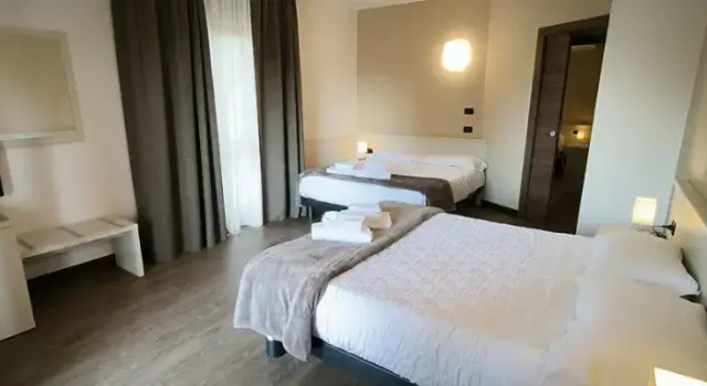 Люкс семейный Hotel Gardenia Sirmione