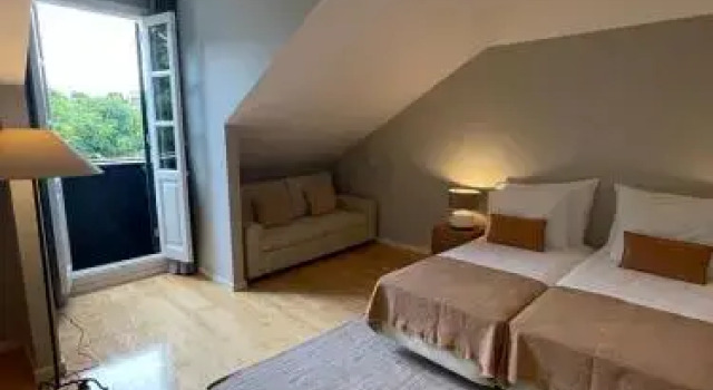 Двухместный люкс с балконом и с красивым видом из окна PIER HOUSE Accommodation