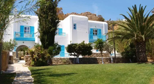 Psarou Garden Hotel