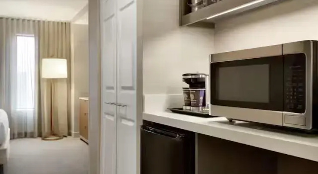 Люкс c 1 комнатой DoubleTree Suites by Hilton Hotel Boston - Cambridge