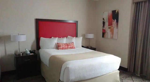 Двухместный люкс с кухней Best Western Plus Rose City Suites
