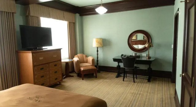 Люкс Rainier с балконом Arctic Club Hotel
