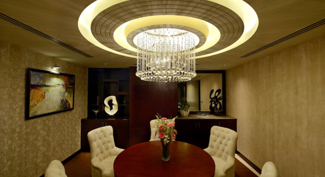 Двухместный люкс Presidential Radisson Blu Chattogram Bay View