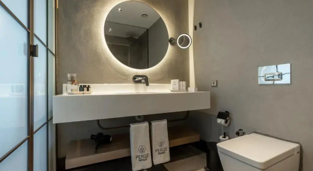 Двухместный люкс Perge Hotels
