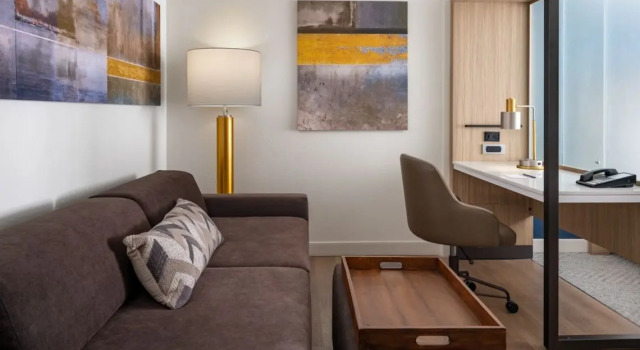 Четырёхместный люкс Springhill Suites by Marriott State College
