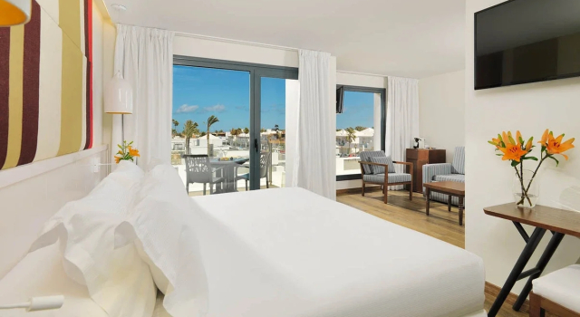 Двухместный полулюкс H10 Ocean Dreams Hotel Boutique