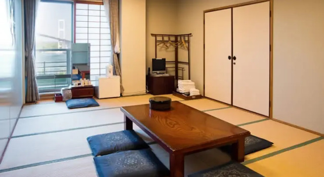 Sunrise Itoyama, Book Hotel Imabari Ehime