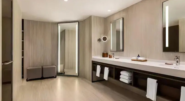 Двухместный люкс Master c 1 комнатой oceanfront Hilton Cancun, an All-Inclusive Resort