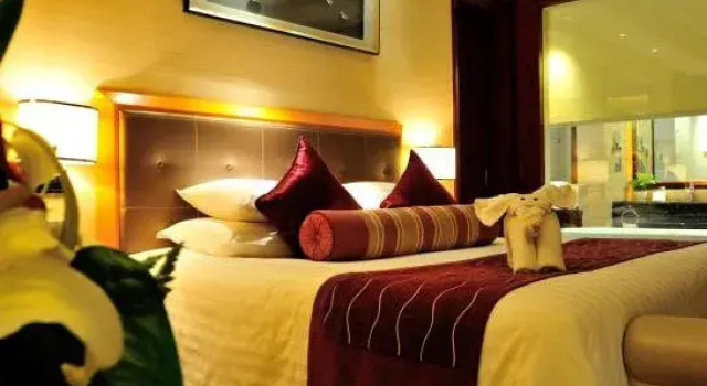 JoyHome New Century Hotel