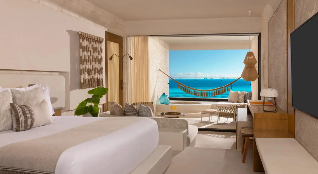 Полулюкс Signature oceanfront Impression Isla Mujeres by Secrets