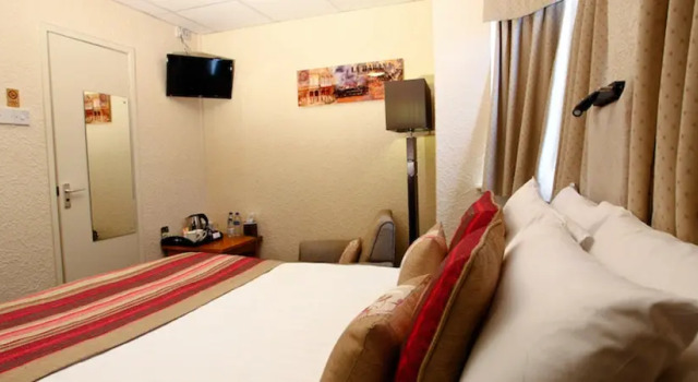 Двухместный номер Standard Clifton Court Hotel