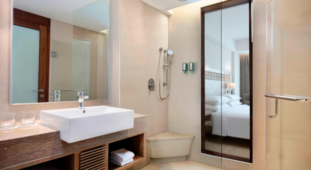 Двухместный номер с видом на бассейн Fairfield by Marriott Bali Legian