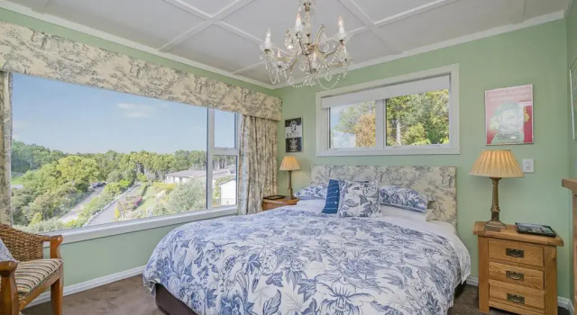 Bayview Valley Lodge Bed & Breakfast, Забронировать Гостевой дом Гостевые дома Coromandel Peninsula, Гостевой дом