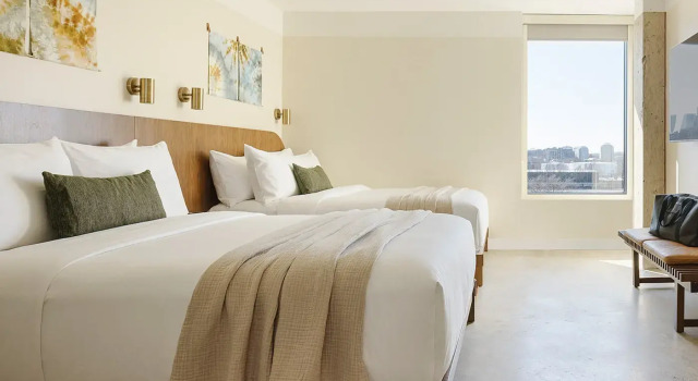 Люкс для гостей с ограниченными возможностями Premium с 3 комнатами Drift Nashville, a Member of Design Hotels