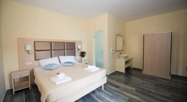 Двухместный полулюкс с видом на сад Amour Holiday Resort