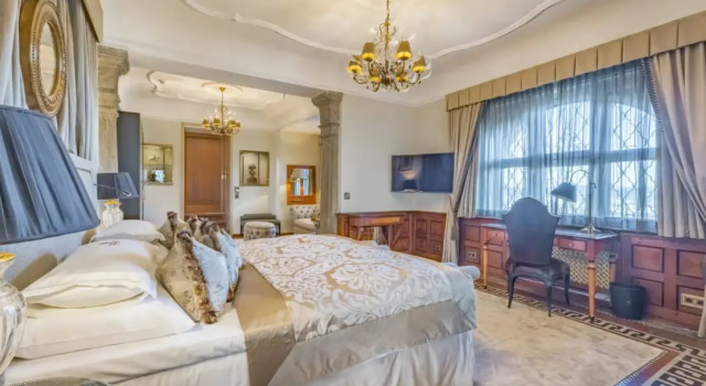 Двухместный люкс Monchstein Hotel Schloss Mönchstein