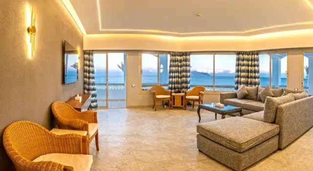 Люкс Royal Invidia Coral Beach Tiran