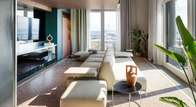 Двухместный люкс Presidential Palazzo Tirso MGallery Cagliari