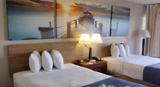 Четырёхместный номер Days Inn by Wyndham Wildwood I-75
