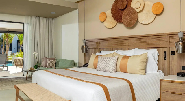 Двухместный полулюкс Swim-Out Secrets Tides Punta Cana All Inclusive - Adults Only