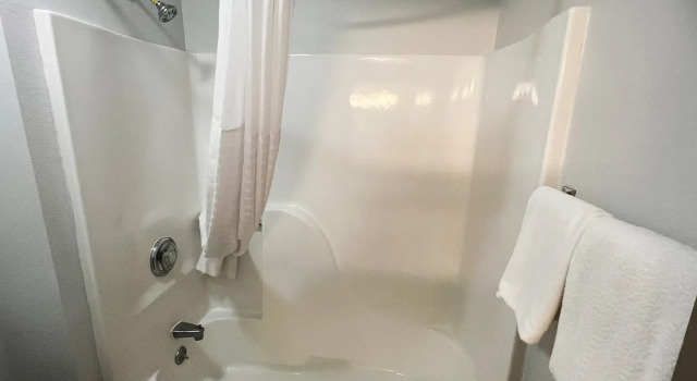 Двухместный номер Mobility Accessible Baymont by Wyndham Columbia, MO
