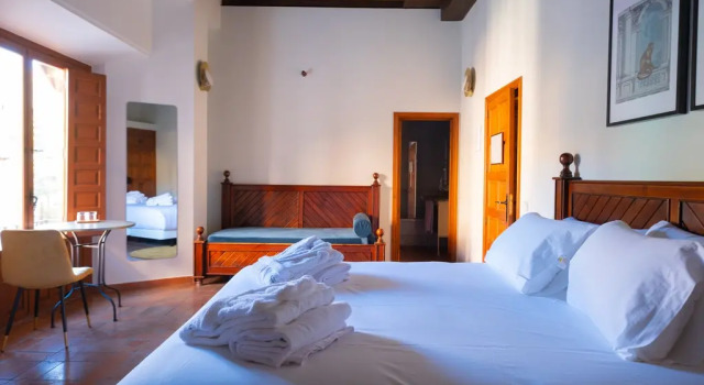 Двухместный номер Deluxe Hotel Cetina Palacio Ayala Berganza