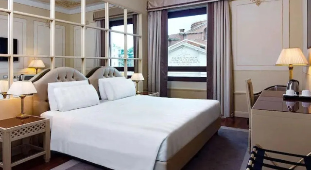 Двухместный люкс Radisson Blu GHR Rome