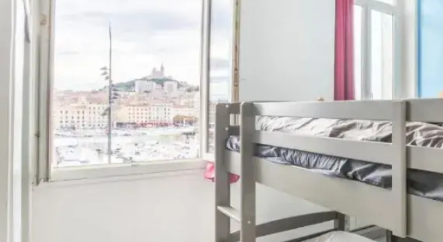 Кровать в общем номере Hostel Ambassade Bretonne Vieux-Port