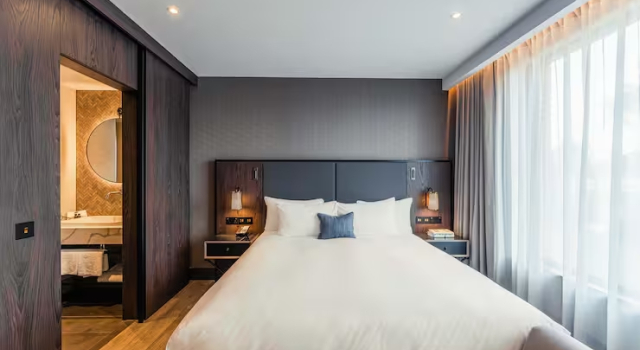 Двухместная студия The Darwin The Fellows House Cambridge, Curio Collection By Hilton