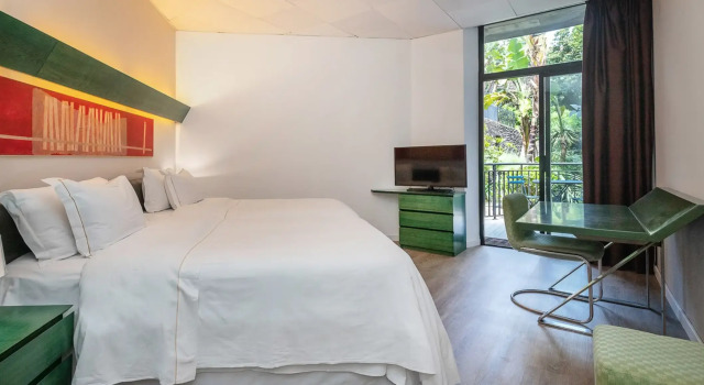 Двухместный люкс Classic c 1 комнатой с балконом Four Points by Sheraton Catania Hotel