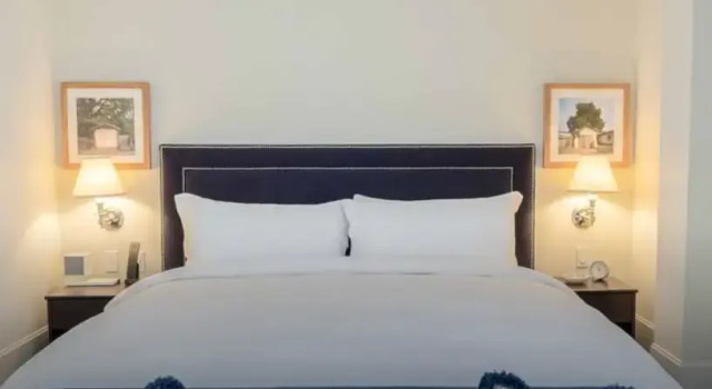 Двухместный полулюкс Deluxe el PRADO