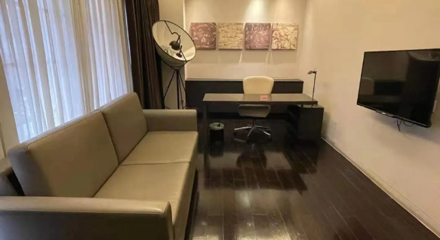 Двухместный люкс Deluxe 汉庭上海南京东路步行街中心酒店HanTing Hotel - Shanghai East Nanjing Road Pedestrian Street Center