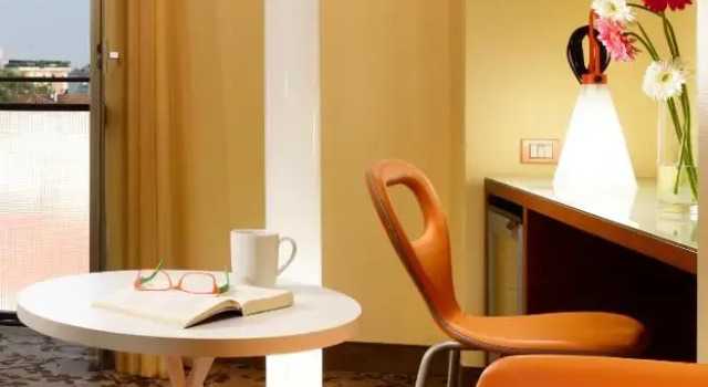 Двухместный номер Superior с видом UNA Hotels Mediterraneo Milano