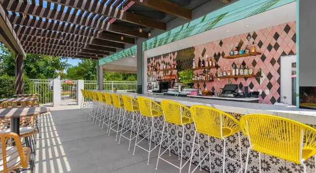 The Paloma Resort, Забронировать Курортный отель Катидрал-Сити Coachella Valley, рядом с Canyon Plaza Shopping Center